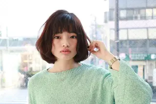 ミディアム 小林 永佳のヘアスタイル