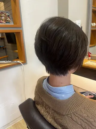 ショート ハラちゃんカット✂︎ 透明感🩵ケアカラーのヘアスタイル
