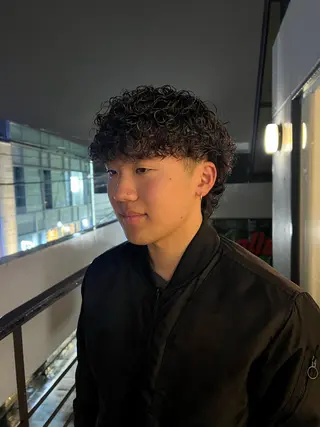 パーマ メンズ fifth神宮前 HIN★T★のヘアスタイル