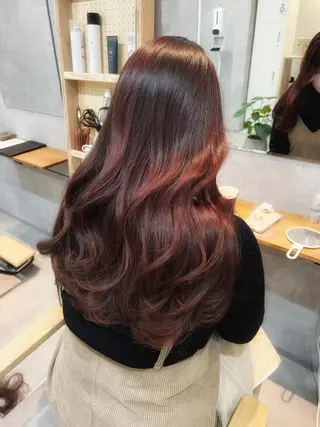 ロング カラー 中村 ひなたのヘアスタイル