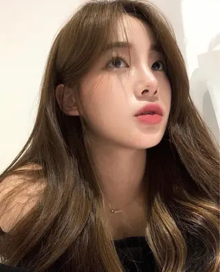 カラー 🤍ベージュ/透明感 韓国ヘア/まりん🤍のヘアスタイル