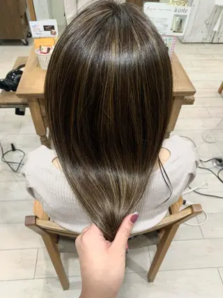 ロング カラー 勝野 優佳のヘアスタイル