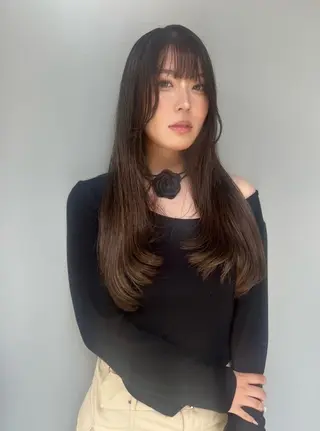 ロング カラー Aya/四条烏丸/ インナーカラーのヘアスタイル