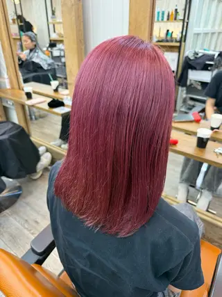 セミロング カラー WATARU/ 韓国風巻き髪のヘアスタイル