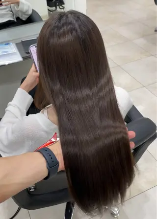 ロング カットモデル/ 透明感ヘア/成瀬裕介のヘアスタイル