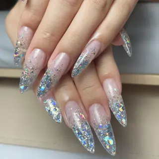 ネイル 鹿取 春子のネイルデザイン