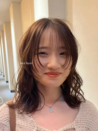 セミロング コノカ/暖色カラー/ 透明感カラーのヘアスタイル