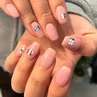 ネイル MarieGrace 自由が丘 Nail & Care【フィルイン・パラジェル導入店】所属・KOKONA / 自由が丘ネイルのネイルデザイン