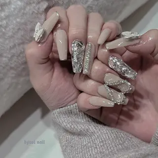 ネイル byeol  nail (ビョルネイル)所属・🌧byeol nail🤍のネイルデザイン