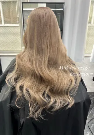 ロング カラー シールエクステ特化 ハイトーン、NANAのヘアスタイル