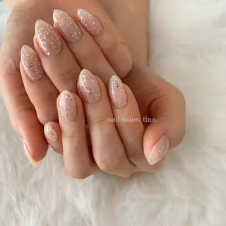ネイル nail salon tina.所属・中山 はづきのネイルデザイン