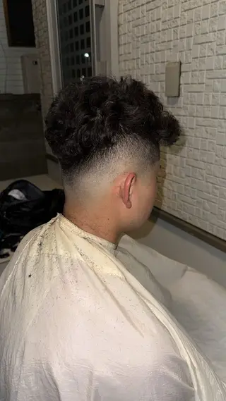 ショート 阿久津 開成のヘアスタイル