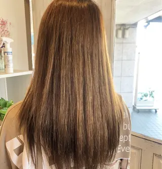 ロング カラー MOLLA 浅香山店所属・谷口ゆめ/縮毛矯正/ カット/美眉ワックスのヘアスタイル