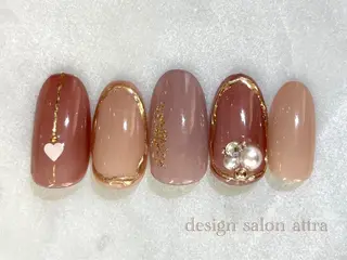 ネイル デザインサロン attra 本八幡店のネイルデザイン