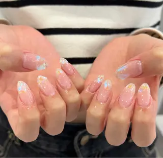 ネイル 🦋fein.🍒 official🫧のネイルデザイン