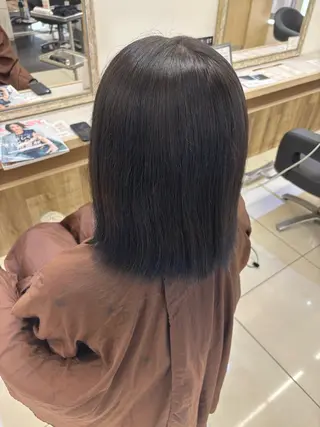 カラー 山本 紅葉のヘアスタイル