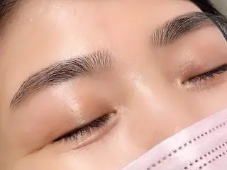 アイブロウ グラマラス /アンジェアイのマツエク・マツパデザイン