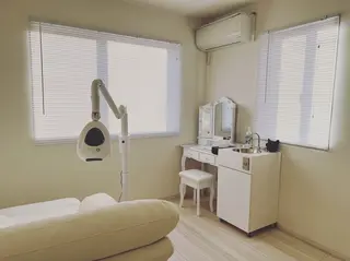 WHITENING ハウスのマツエク・マツパデザイン