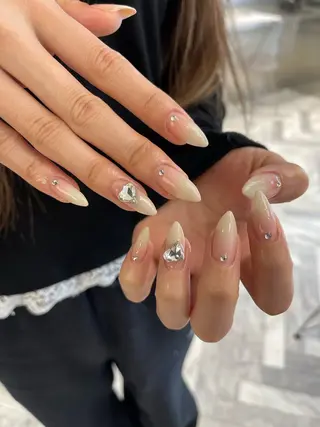 ネイル ユナ🌙 nailのネイルデザイン