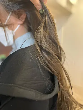 ロング カラー トレンドと似合わせ/ マンツーマン/西上楓のヘアスタイル