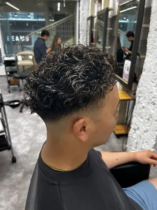 パーマ メンズ 笹江 瑞穂のヘアスタイル