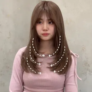 セミロング カラー レイヤー/ブリーチ ♥️【木坂 桃歌】のヘアスタイル