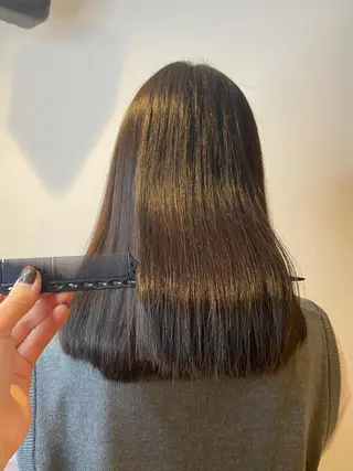 ミディアム カラー ayumi🦖/ ブリーチカラーのヘアスタイル