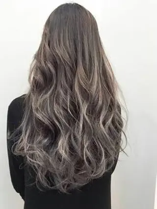 ロング Takahiro 髪質改善のヘアスタイル