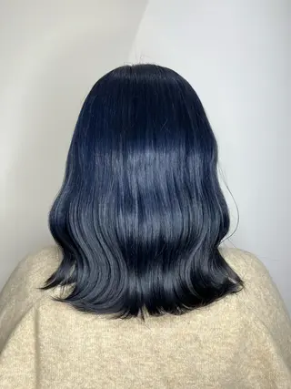 ミディアム カラー ヘアアレンジ ハイトーンカラー 🦋yuri🦋のヘアスタイル