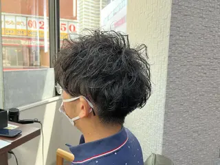 パーマ 長内  大明のヘアスタイル
