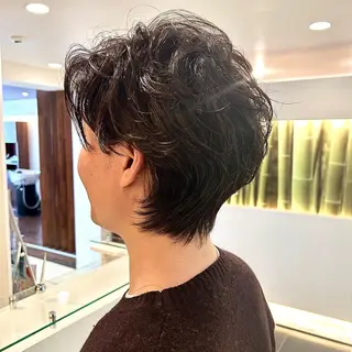 ショート カラー パーマ メンズ チーフデザイナー 若林 麻衣のヘアスタイル