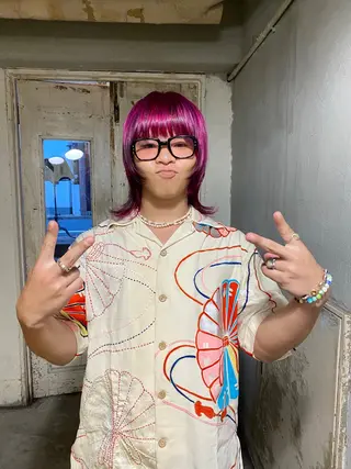 ミディアム カラー メンズ パーマ、髪質改善 カズマのヘアスタイル