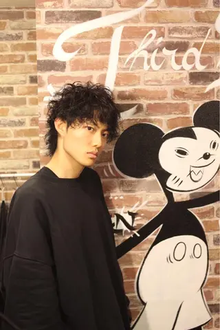 ミディアム メンズ 石鳶 勝のヘアスタイル