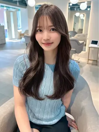 ロング 銀座🪄momo🪄 カラートリートメントのヘアスタイル