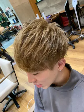 カラー メンズ 天野 開のヘアスタイル