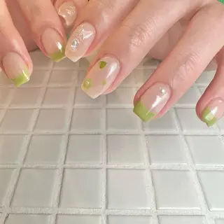 ネイル yuka🩶 渋谷.表参道Nailのネイルデザイン