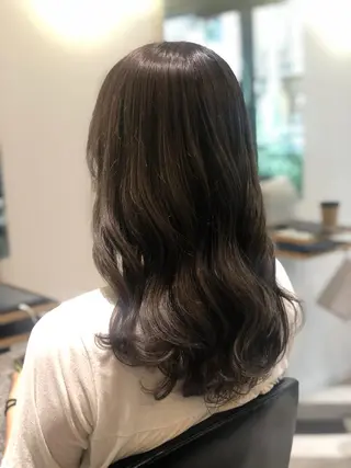 ロング カラー 貴方に似合うを見つけ ます🌱市川リョウカのヘアスタイル