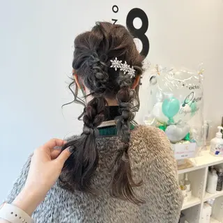 セミロング ヘアアレンジ octo所属・梅澤 杏菜のヘアスタイル