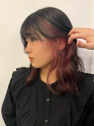 カラー 津崎 未夢のヘアスタイル