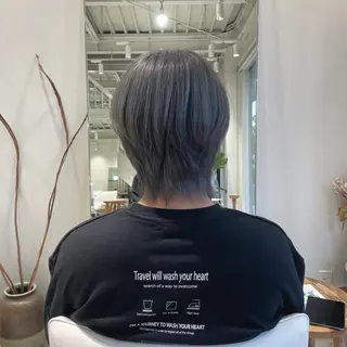 ショート カラー メンズ 峯崎 葵のヘアスタイル