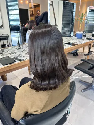 カラー miko🪽地毛風/ ハイトーン/レイヤーのヘアスタイル