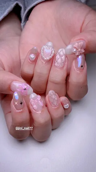 ネイル JINI NAIL所属・ジニ ネイルのネイルデザイン
