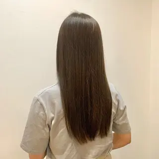 カラー 染矢 優希のヘアスタイル