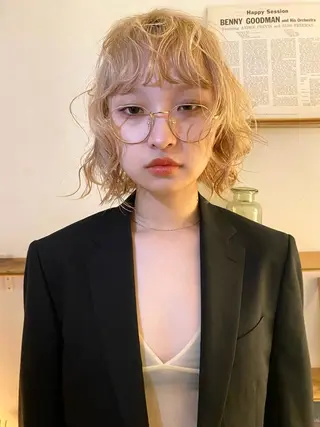 ショート カラー 森貴裕/ベージュ/ パーマ/オリーブのヘアスタイル