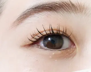 マツエク・マツパ 💜bora .のネイルデザイン