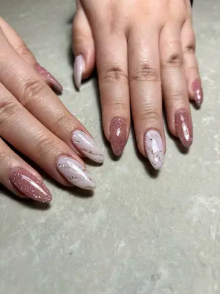 ネイル amunail所属・浦川 歩のネイルデザイン