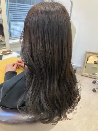 セミロング カラー 韓国風⭐️くびれヘア 🍀高津かえでのヘアスタイル