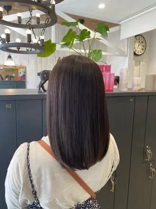 セミロング カラー 柴田 枝利子のヘアスタイル