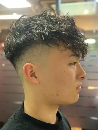 ショート メンズ 圓子 快のヘアスタイル