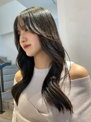 ロング 🐈‍⬛韓国ヘア カノン♥️のヘアスタイル